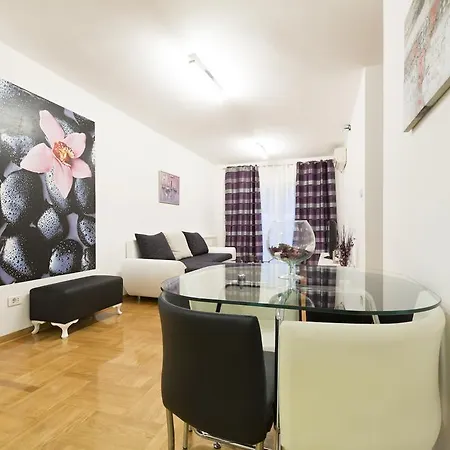 Prima Apartmani Beograd Room photo